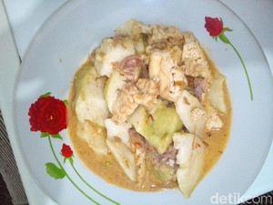 Sarapan Nikmat Libur Akhir Pekan di Kudus, Lentog Tanjung