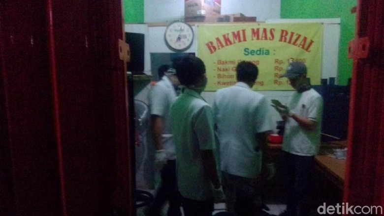 Keponakan Menghilang saat Penjual Bakmi di Cipayung Ditemukan Tewas Keponakan Menghilang saat Penjual Bakmi di Cipayung Ditemukan Tewas