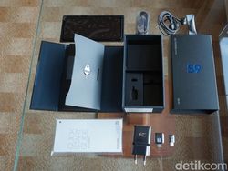 Membongkar Kemasan Samsung Galaxy S9