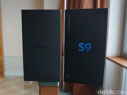 Membongkar Kemasan Samsung Galaxy S9