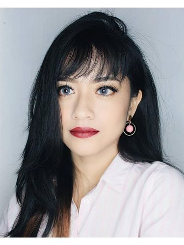 Mengenal Sepasang Kembar Identik Cantik Indonesia yang Sukses Jadi Blogger