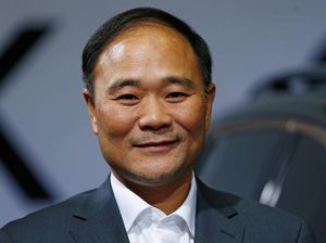 Siapa Li Shufu yang Punya Saham Individu Terbesar Daimler?