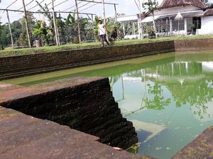 Ada Ritual Khusus untuk Melihat Kecantikan Dewi Sri di Pemandian Ini