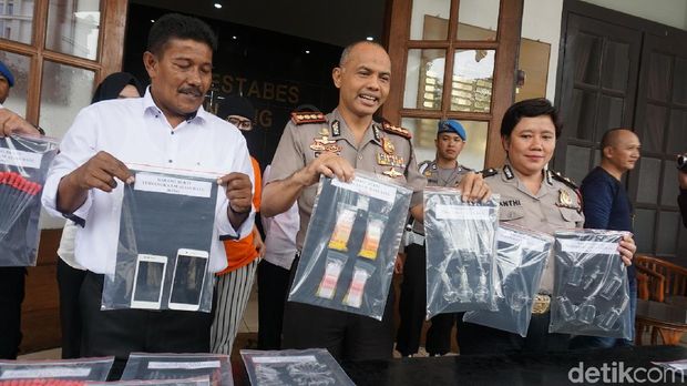 Polisi Bekuk 'Princes Bong' di Bandung