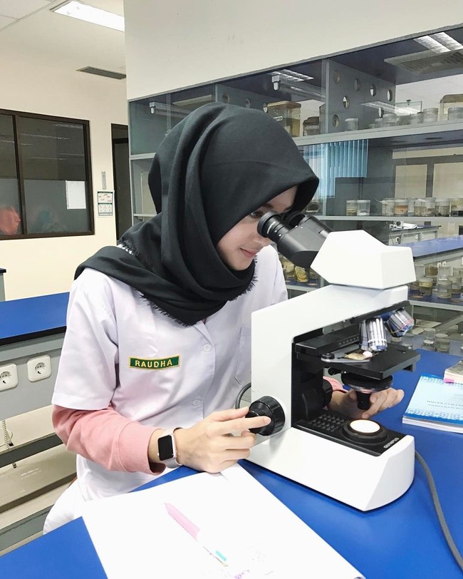 Perwakilan Provinsi Aceh ini merupakan lulusan Fakultas Kedokteran umum Universitas Yarsi, Jakarta. (Foto: Instagram)