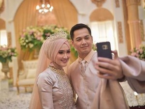 Lisya Masih Terikat Kontrak Kerja, Tommy Kurniawan Tunda Momongan