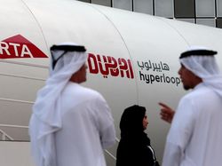 Interior Mewah Hyperloop One, Kereta Secepat Pesawat