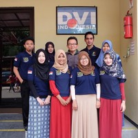 Sebagai calon dokter yang cukup sibuk, ia pun menjalani hari-harinya sebagai selebgram. Popularitasnya menarik banyak brand untuk mengiklankan produknya melalui Linggar Utami. Foto: Instagram