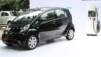 Kendaraan-kendaraan ini disediakan oleh Mitsubishi Motors sebagai bagian dari studi bersama dengan Kementerian Perindustrian RI terkait pengembangan infrastruktur kendaraan listrik Indonesia.