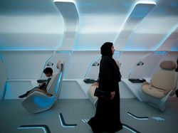 Interior Mewah Hyperloop One, Kereta Secepat Pesawat