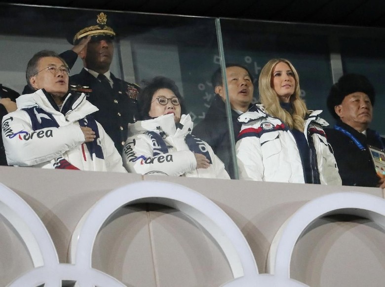 Ivanka Trump Ungkap Anak-anaknya Fans BTS dan EXO Ivanka Trump Ungkap Anak-anaknya Fans BTS dan EXO