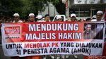 Ketika Massa Pro dan Kontra Ahok Beradu Orasi