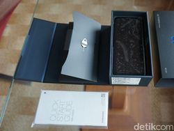 Membongkar Kemasan Samsung Galaxy S9