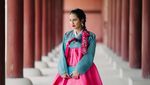 Foto: Pakai Hanbok, Gaya Cantik Pevita Liburan di Korea