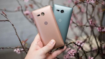Di sektor fotografi Sony menyematkan kamera utama 19 megapixel dengan sensor bikinan sendiri, Exmor RS berukuran 1/2.3 inch. (Foto: cnet)
