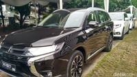 Mobil listrik tersebut juga tampak gagah dan tampak layaknya mobil berbahan bakar minyak (BBM).