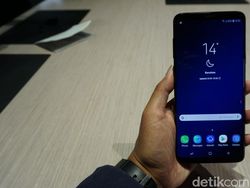 Ponsel Anyar Paling Mencuri Perhatian di MWC 2018