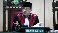 Saya harapkan minggu depan hari Senin tinggal memberikan acara pendapat sehingga kita kirimkan ke MA, kata hakim ketua Mulyadi dalam sidang pemeriksaan berkas di PN Jakarta Utara, Jl Gajah Mada, Jakpus, Senin (26/2/2018).
