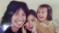 Andi Alanis merupakan putri tunggal dari pasangan Abdee Negara dan Anita Dewi Firdaus. (Dok. Instagram/nitadesy_)