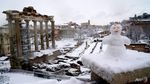 Foto: Langka! Roma Diguyur Hujan Salju Terlebat
