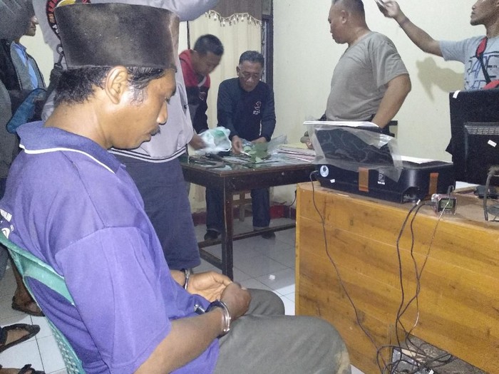 Dibakar Api Cemburu, Seorang Pria di Probolinggo Dibacok Hingga Tewas
