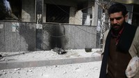 Tidak hanya satu, sisa-sisa misil juga ditemukan di lokasi lain. REUTERS/Bassam Khabieh.
