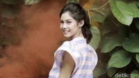 Vanesha juga tampil di film Backstage. Ia beradu akting dengan kakaknya, Sissy, yang memerankan tokoh Sandra. Foto: Asep Syaifullah