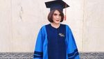 Pesona Tania Putri, Dari Kepompong Kini Jadi Hot Mom