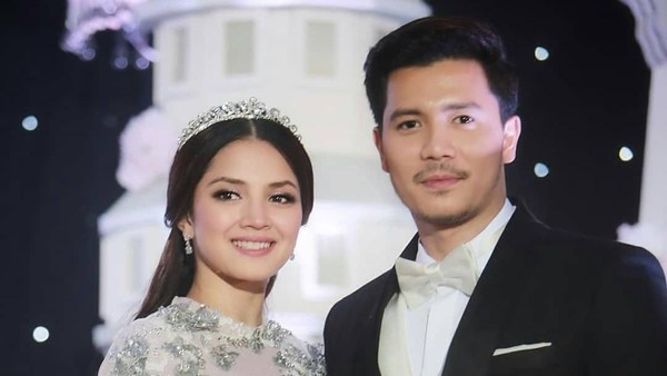 Seperti Cinderella, Megahnya Pernikahan Fazura Si Pemain Ayat-Ayat Cinta 2