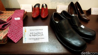 Sepatu Zaman Old JK Hingga Koleksi Pejabat Dilelang