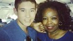 Oops! Niat Pamer Foto Bareng Artis Malah Jadi Malu