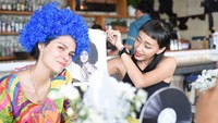 Firrina saat disamakan dengan gambar yang ada di sampingnya. Foto: Dok. Instagram/aquilafirrina
