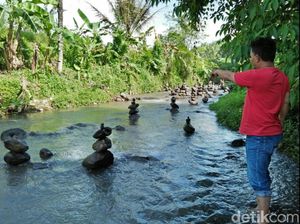 Kala Batu Bersusun di Aliran Sungai Gemparkan Warga Sukabumi
