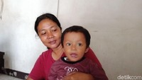 Menantu Haji Kaimin, Novitasari (38) menceritakan sosok mertuanya yang meninggal pada Minggu (25/2). Novita mengatakan Haji Kaimin memang sempat mengeluh kurang enak badan beberapa hari sebelumnya.