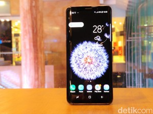Pengujian Layar Galaxy S9 Dapat Nilai Tertinggi