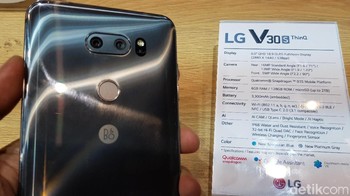 Dengan begitu, kecerdasan buatannya bisa merekomendasikan pengaturan yang membuat hasil fotonya tampak lebih baik. Penggunanya juga bisa meninjau foto terlebih dahulu sebelum memutuskan pengaturan yang diberikan AI CAM.  (Foto: detikINET/Achmad Rouzni Noor II)