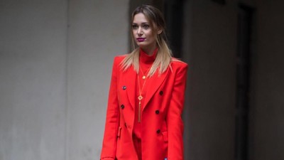 Foto: Inspirasi Gaya Sneakers Kekinian dari Street Style Milan Fashion Week