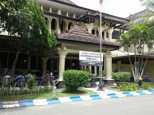 2.549 Warga Ponorogo Miliki Identitas Ganda