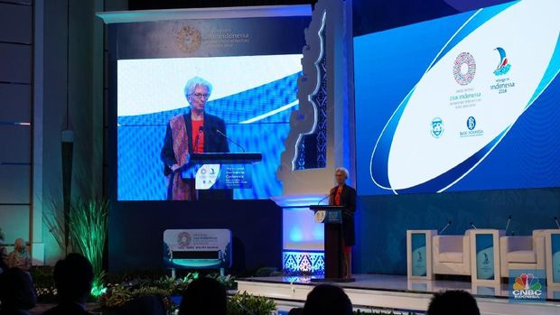 'New Growth Models in a Changing Global Landscape'