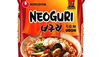 Nongshim punya banyak varian mie instan. Salah satunya Neoguri yang teksturnya tebal karena merupakan udon. Kuahnya gurih karena memakai rumput laut dengan pilihan rasa pedas dan tidak pedas. Foto: Istimewa