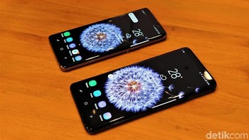 Galaxy S9 hadir dengan bentangan layar 5,8 inch, sementara Galaxy S9+ berukuran 6,2 inch. Foto: Adi Fida Rahman/detikINET