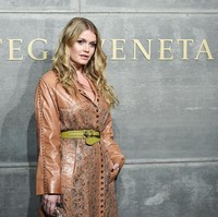 Lady Kitty Spencer di fashion show Bottega Veneta. (Foto: Getty Images)