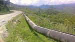 Penampakan Terbelahnya Jalan di Papua Pasca Diguncang Gempa