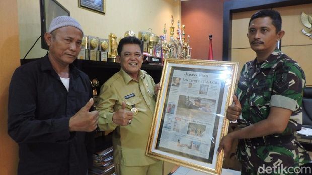 Penghargaan dari Wali Kota Pasuruan Setiyono