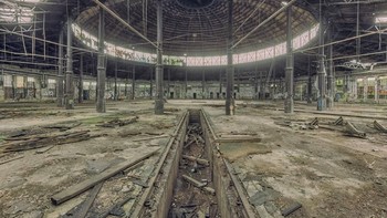 Setidaknya lebih dari 1.000 bangunan kosong yang tersebar di Benua Biru, dikunjunginya. Foto: Instagram @richterchristian