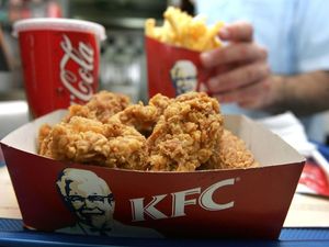 Komplain Karena Ayam KFC Langka, Wanita Ini Justru Dapatkan Ayam Gratis dari Burger King