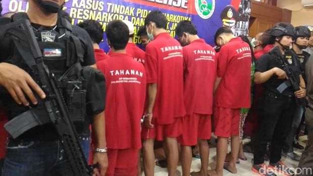 Polres Jakpus Musnahkan 4,5 Kg Sabu Hasil Razia Januari