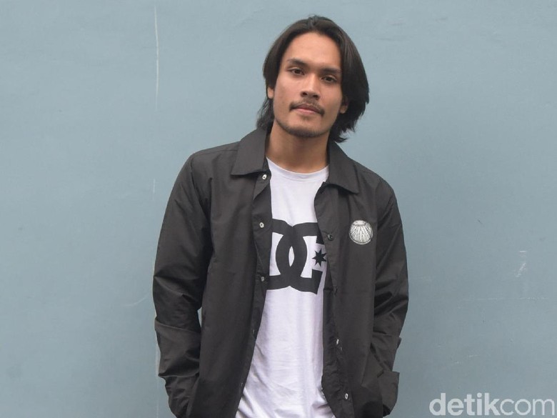 Badan Berotot dan Six Pack, Randy Pangalila 7 Tahun Tak Makan Nasi Badan Berotot dan Six Pack, Randy Pangalila 7 Tahun Tak Makan Nasi