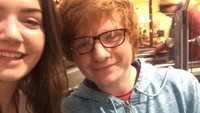 Ia menceritakan kisahnya yang bahagia selama seharian penuh usai bertemu Ed Sheeran muda. (Dok. Ist)