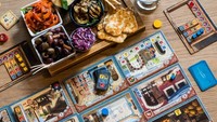 Sambil bermain board games, Anda bisa menikmati Mezze Board yang berisi hummus, roti pitta, keju halloumi, dan roasted pepper yang gurih. Foto: Istimewa